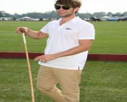 Crawford was a golf player while growing up and was in his high school golf team.
